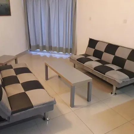 Апартаменти Boronia Ларнака