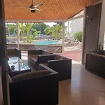 Boronia * Ларнака