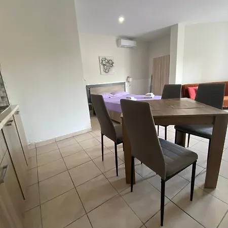 Apartamento Boronia Larnaca