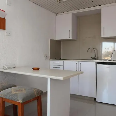 Boronia Larnaca